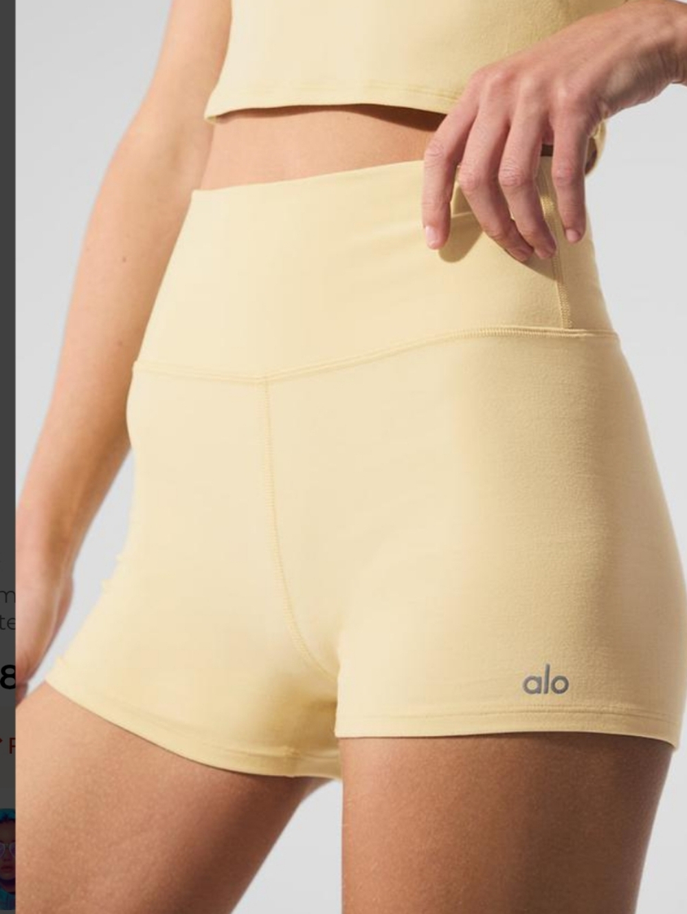 NWOT ALO Alosoft Shorts In Butter Yellow, Sz S